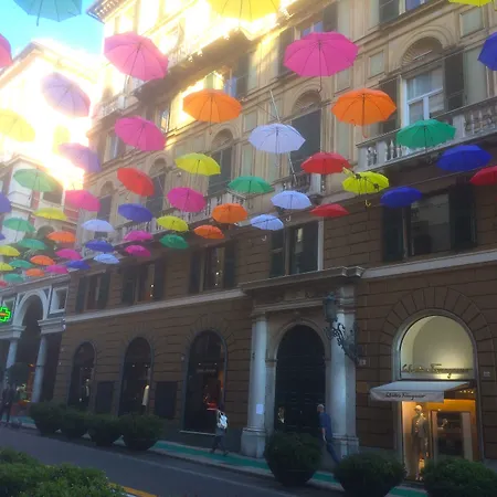 Roma 招待所 3*