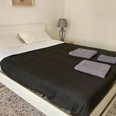 Guest house Roma Genoa