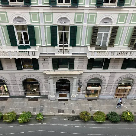 Roma בית הארחה ג'נובה