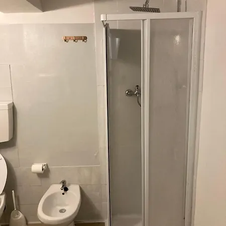 Roma בית הארחה