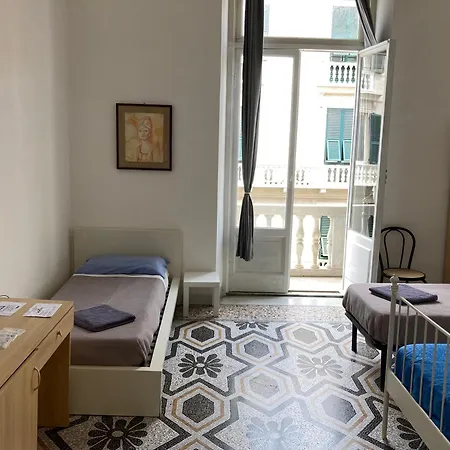 בית הארחה Roma 3*