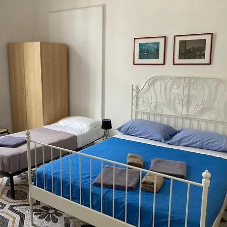 Roma בית הארחה ג'נובה